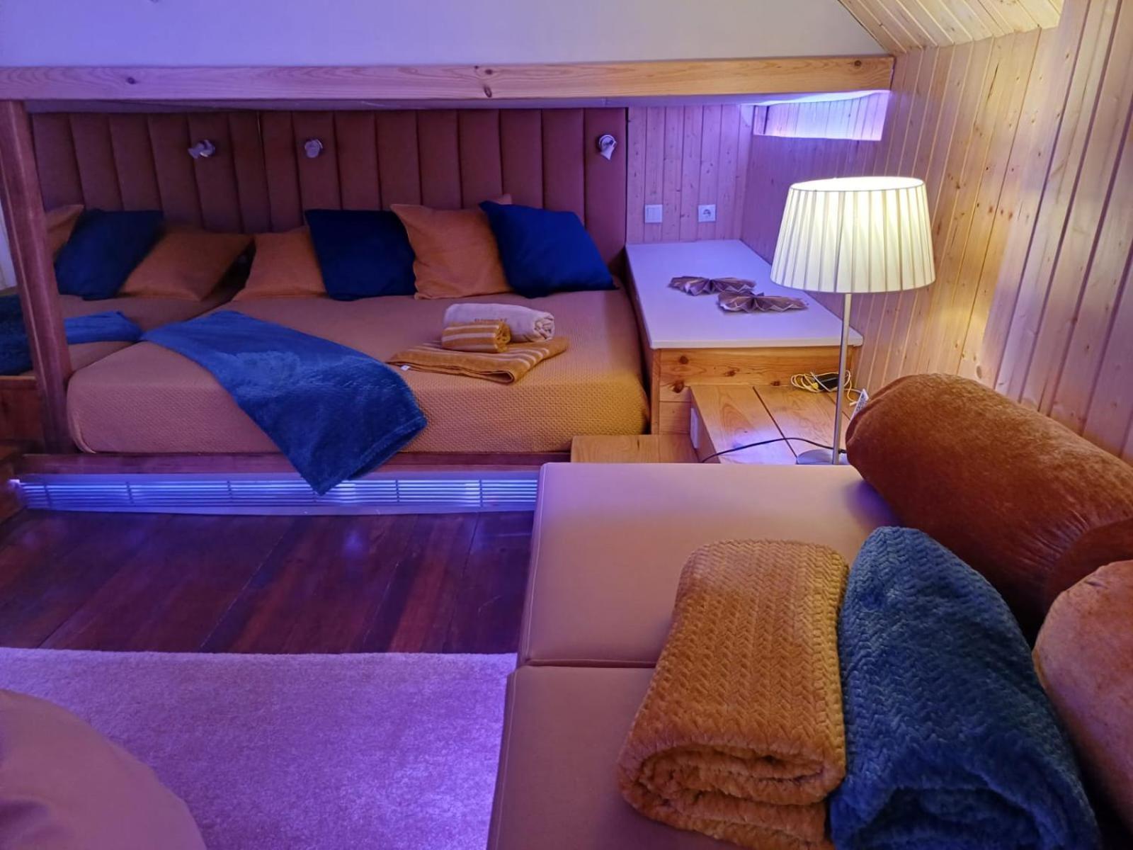 Отель Sleepboat Luxlife Yatch Порту Экстерьер фото
